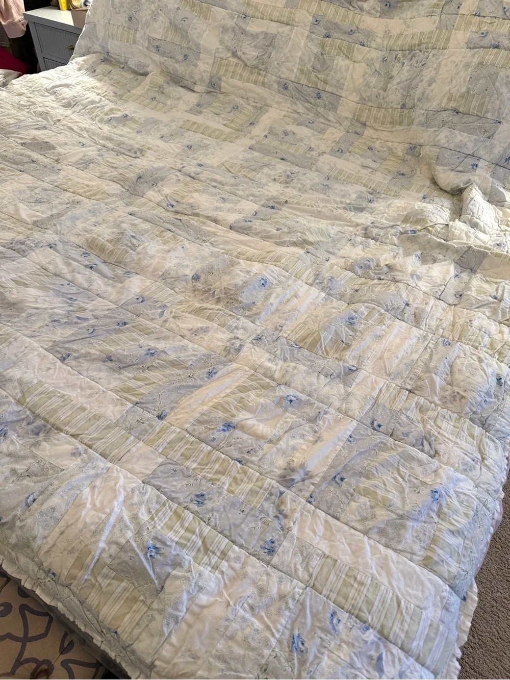 Simply Shabby Chic British Rose RUFFLED Patchwork Quilted FULL/QUEEN Quilt